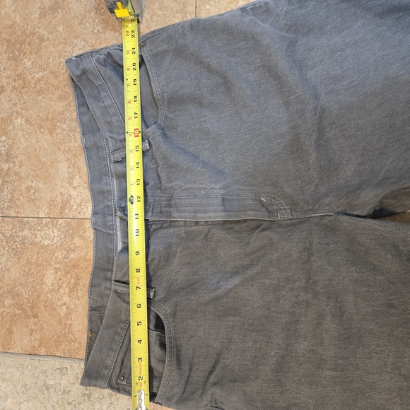 Levi's Gray Denim Shorts for Men - Picture 7 of 8